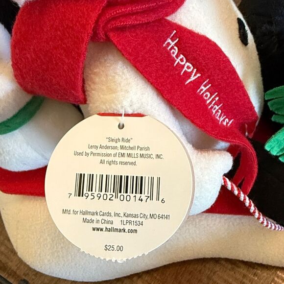 Hallmark snow what fun sledders - Picture 8 of 8